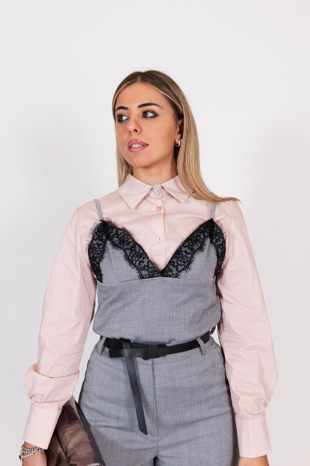 TOP CON INSERTO IN PIZZO LE STREGHE