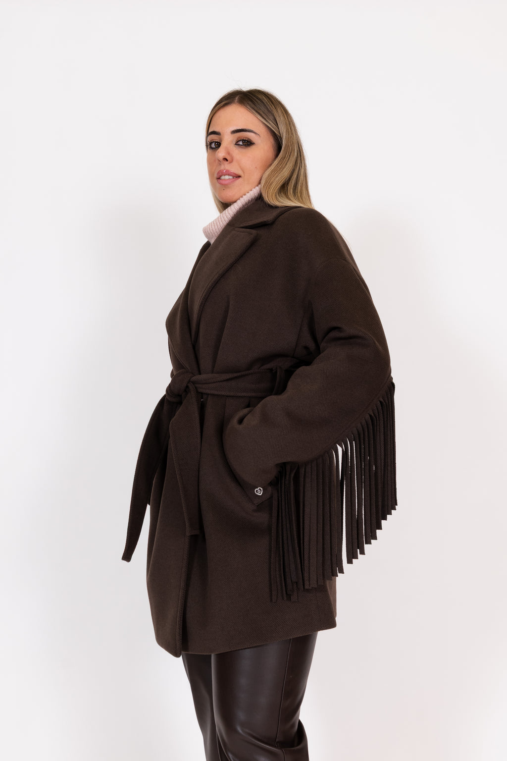 CAPPOTTINO CON FRANGE PLEASE