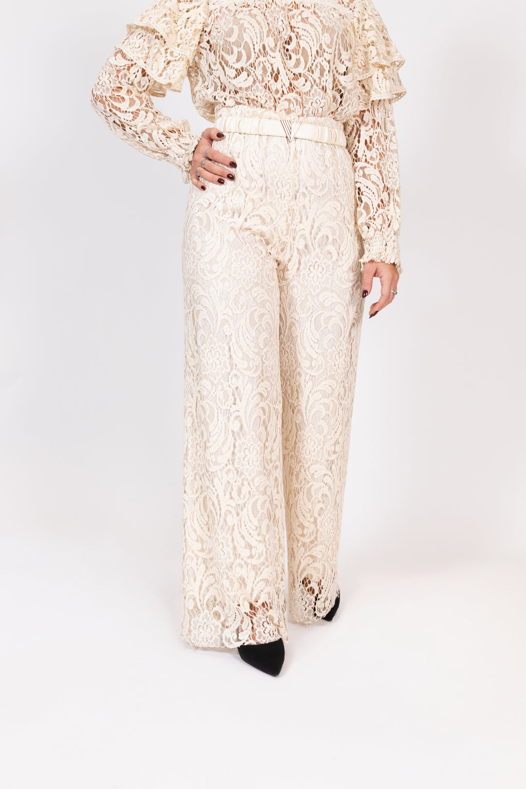 PANTALONE DI PIZZO LE STREGHE